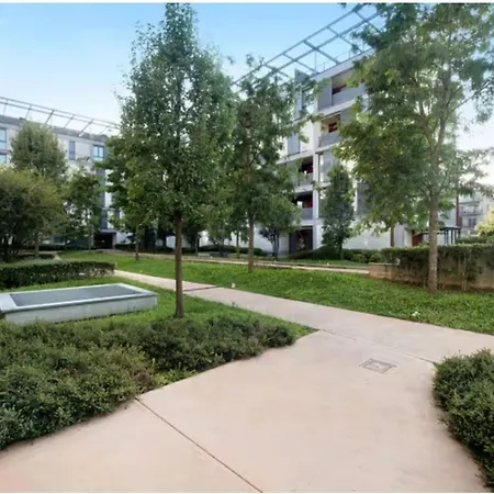 Easy Con Parcheggio Gratuito Collegamento Con La Svizzera Lejlighed