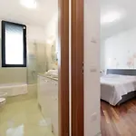 Easy Con Parcheggio Gratuito Collegamento Con La Svizzera アパート コモ