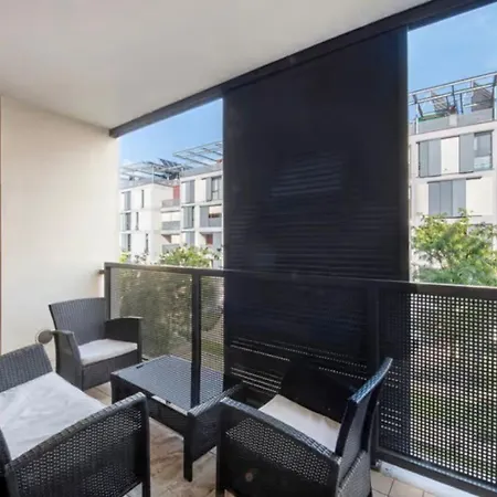 Easy Con Parcheggio Gratuito Collegamento Con La Svizzera 아파트 코모