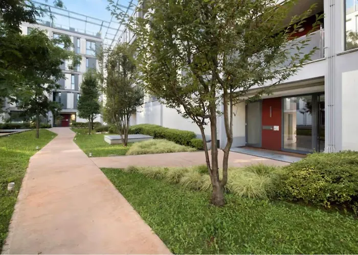 Easy Con Parcheggio Gratuito Collegamento Con La Svizzera * 코모